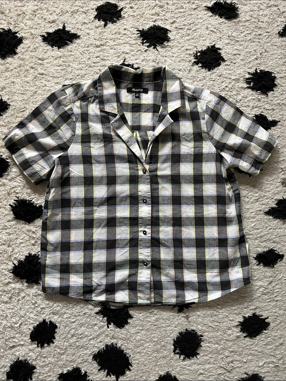 Madewell size XS Short-Sleeve Plaid Button-Up Shirt w/ rainbow trim